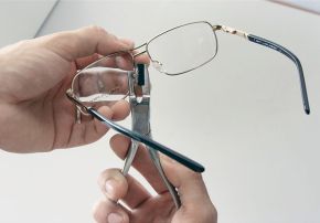 Изготовление корригирующих очков в металлической оправе